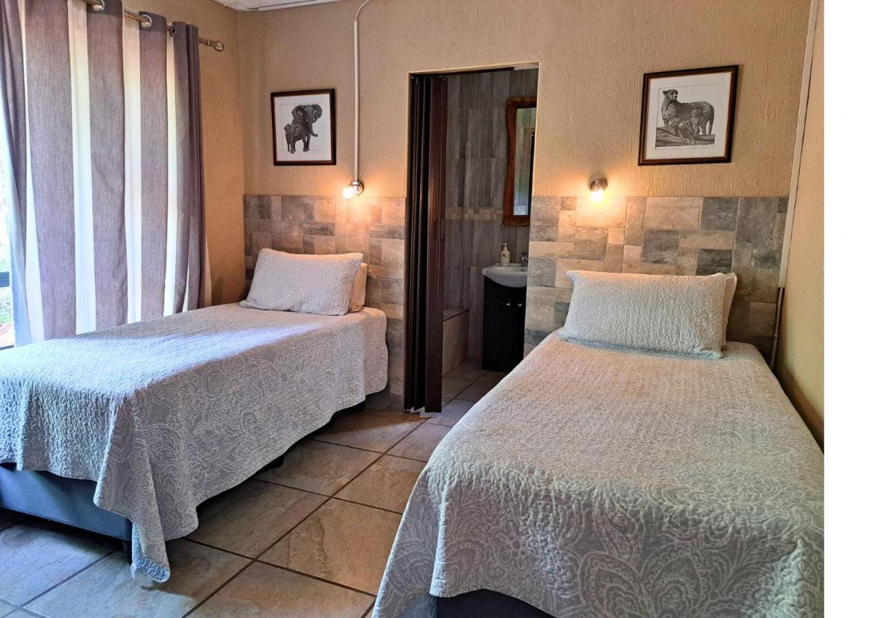 Villa Lion King Marloth Park Exterior foto